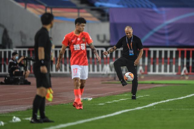 龚翔宇的成长之路：从青涩少女到精神领袖